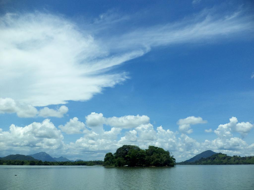 Pleasure Island Holiday Home Dambulla Bagian luar foto